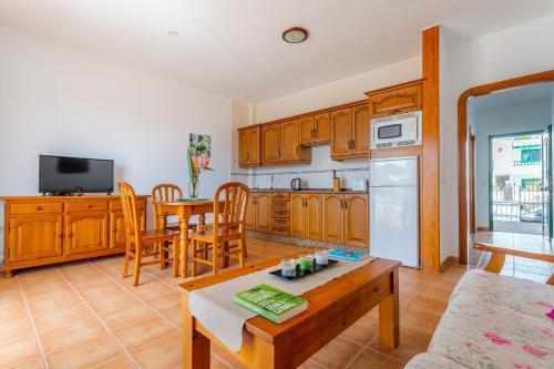 Apartamentos Los Quiqueres Puerto del Carmen (Lanzarote) Exterior foto