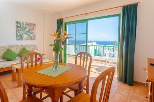 Apartamentos Los Quiqueres Puerto del Carmen (Lanzarote) Exterior foto